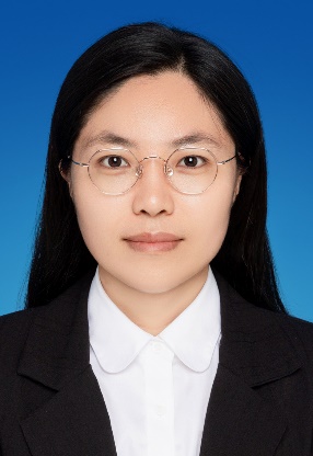 李菊.jpg