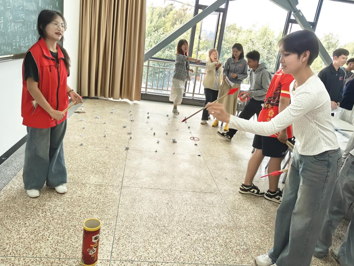 图片2.jpg 图片2.jpg