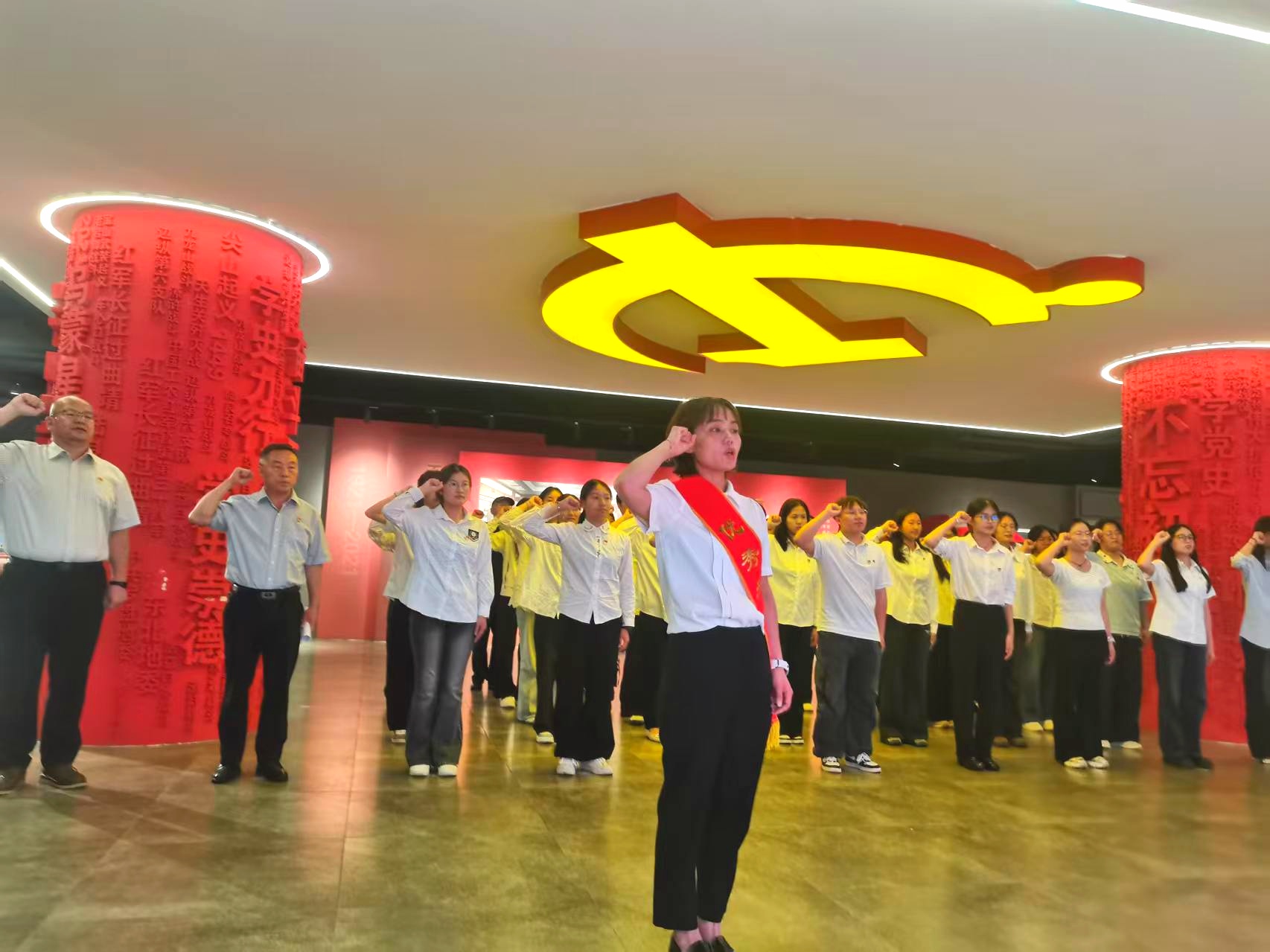 图1.jpg 图1.jpg